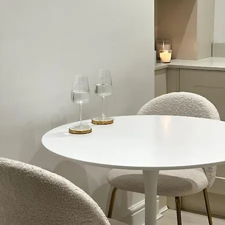 Apartment Stunning Two Bed Flat In Angel London