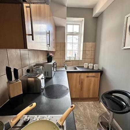 Edgware Road, Studio Apartment London