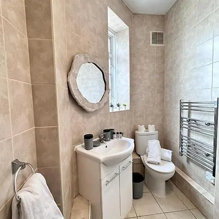Apartment Edgware Road, Studio *