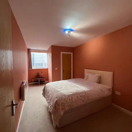 Dream Guest house Feltham