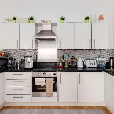 Two Double Bedroom Duplex Flat Apartament *