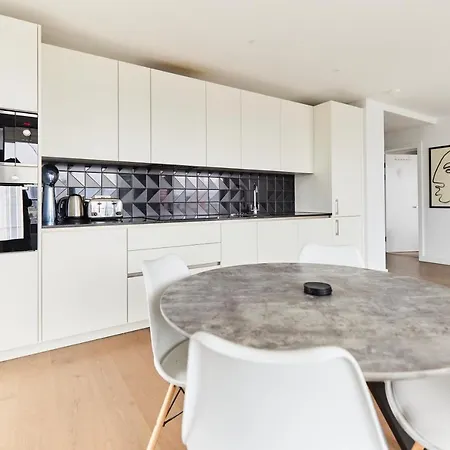 The Elephant And Castle Escape - Cozy 2bdr Flat With Balcony Appartement