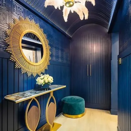 1lsr - High-end Luxury 2 Bed Designer *