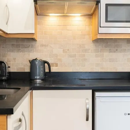 Teddington Lodge Apartment