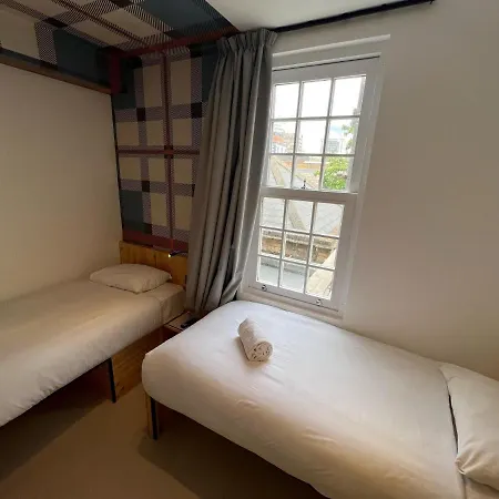 Easyhotel Paddington
