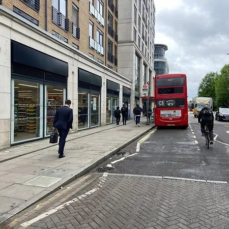 Apartment Lovely Flat By Chelsea Harbour London