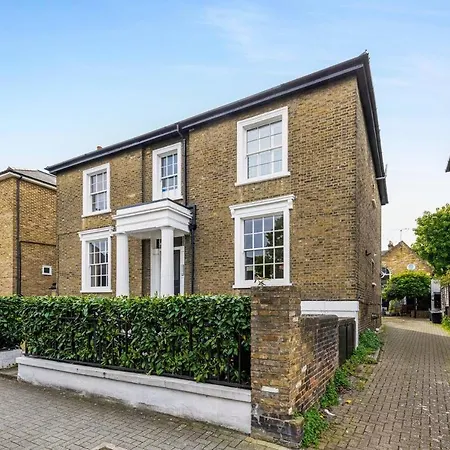 The Balham Flat * London