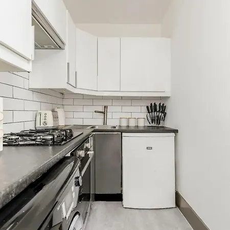 The Balham Flat *