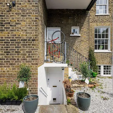 The Balham Flat Apartment London