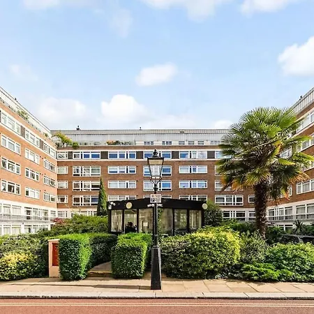 Unique 2 Bed 2 Bath Victorian Flat Regents Park Apartman London