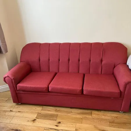 Gasthof Spacious And Sunny Double For Comfortable Nap Harrow on the Hill