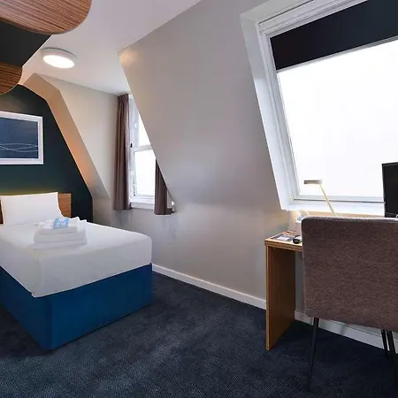 Hotel Travelodge Bank 2*