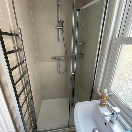 Pillo Hammersmith ロンドン