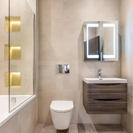 Beautiful 1-bed In Golders London