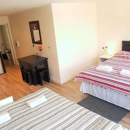 Apartament Cosy Flat In Great Locationin Londyn