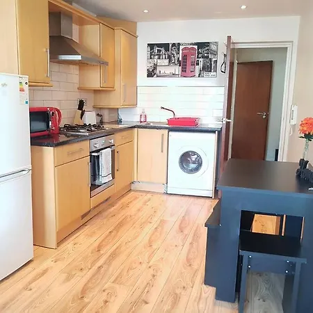 Cosy Flat In Great Locationin Londyn