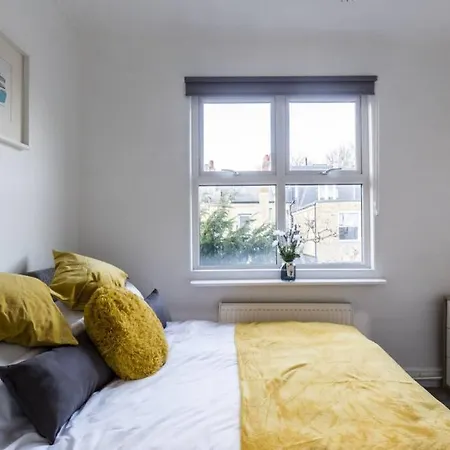 Fulham Fancy - Cosy 4 Bedroom With Garden Near Hammersmith And Fulham By The River ! * London