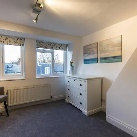 Fulham Fancy - Cosy 4 Bedroom With Garden Near Hammersmith And Fulham By The River ! Apartment London