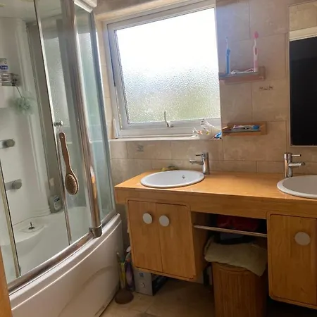 Bed & Breakfast Big In London, Forest Hill *