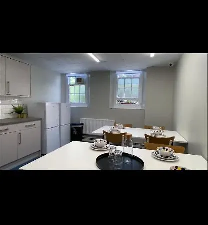 Great Private With Shared Bathroom -sleeps 2 -westminster Quick Links Hostel London