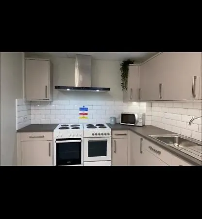Great Private With Shared Bathroom -sleeps 2 -westminster Quick Links Hostel *