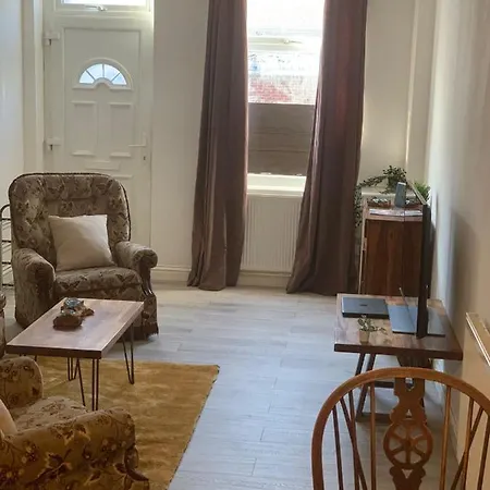 Alpha House Bed & Breakfast