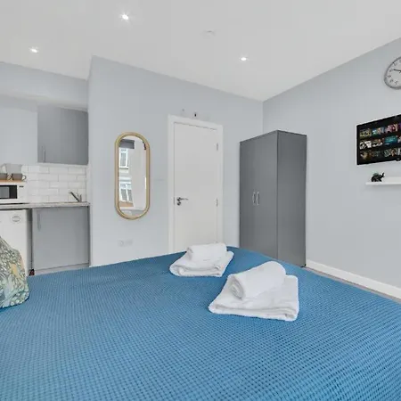 Guest house West Drayton Stays - Ub7 Bellclose