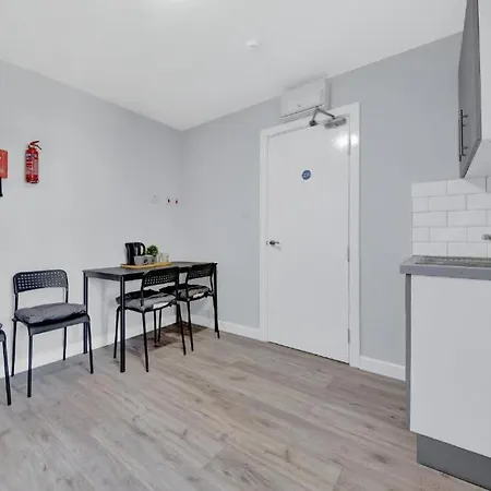 Guest house West Drayton Stays - Ub7 Bellclose *