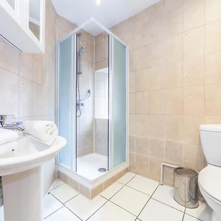 Hub Townhouse Apartament *