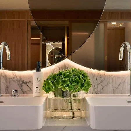 The Botree - Preferred And Hotel Londres