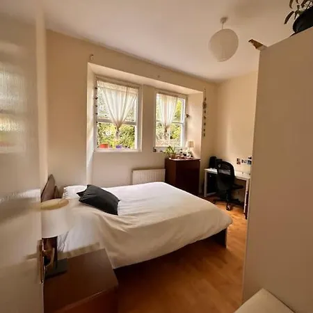 Victorian Flat In Hackney * ロンドン