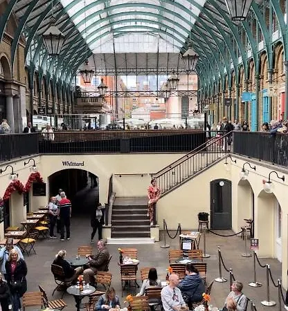 4 Floor In Covent Garden * ロンドン
