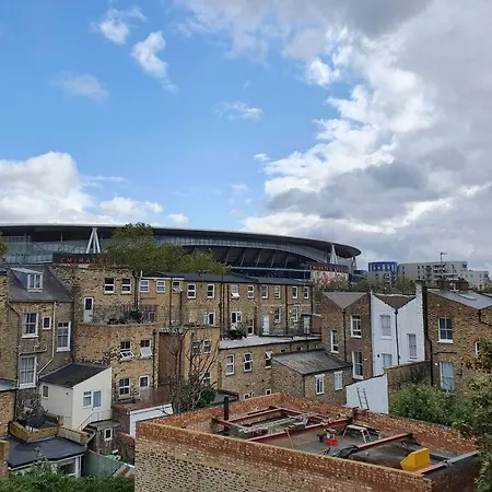 1 Bed Flat A Step To Emirates Stadium * London