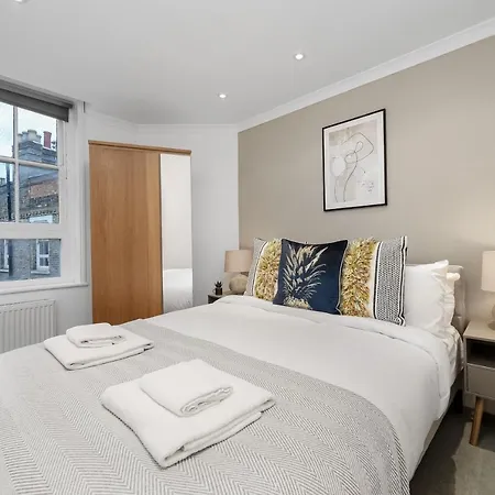 The Old Street Apartment *