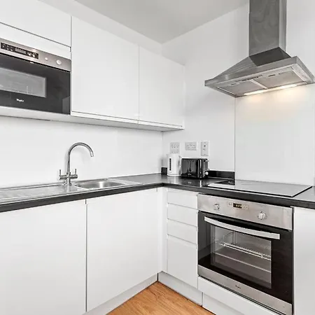 Fabulous Canterbury Gem 1 Bedroom Flat In London Cb45 Croydon