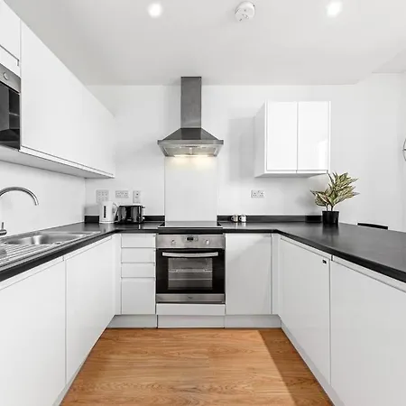 Fabulous Canterbury Gem 1 Bedroom Flat In London Cb45 * Croydon