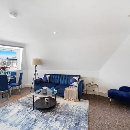 Bayswater Apartment