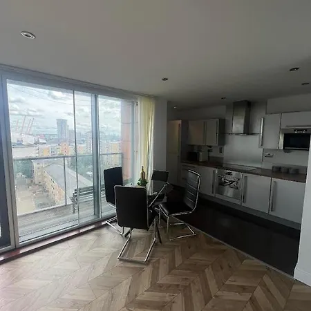 Apartment The Blackwall Tower London
