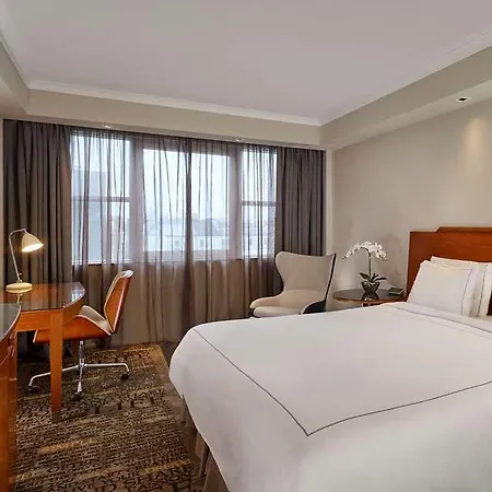 Park Plaza Victoria Отель
