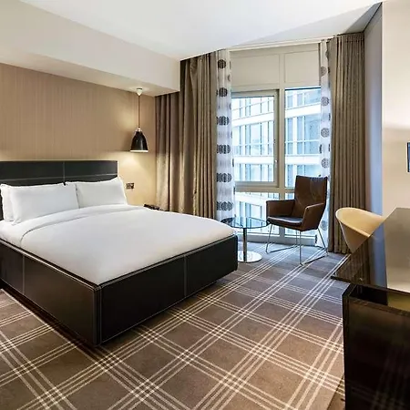 Radisson Blu Edwardian New Providence Wharf Hotel