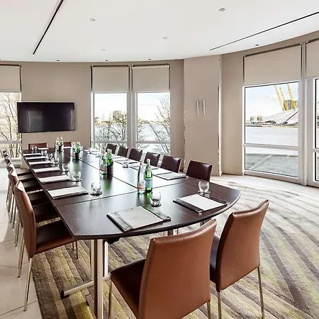 Hotel Radisson Blu Edwardian New Providence Wharf
