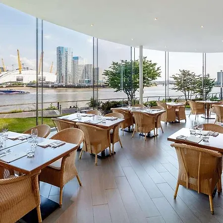 Hotel Radisson Blu Edwardian New Providence Wharf Londres