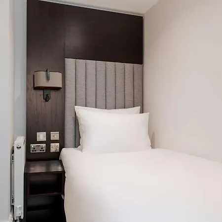 Hotel Rove Paddington London