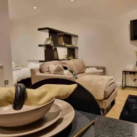 Charming Studio In Bricklane * London