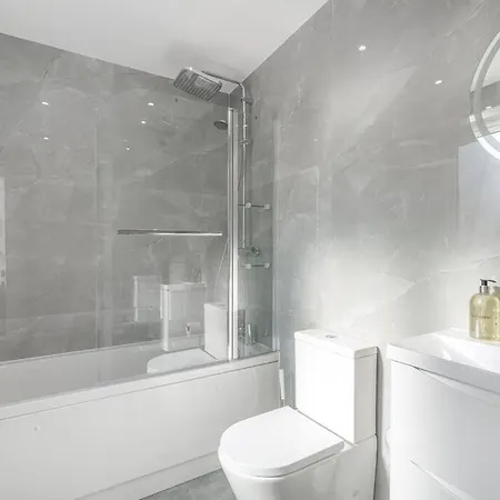 Cosy Tooting Retreat: 2-bed Gem * London