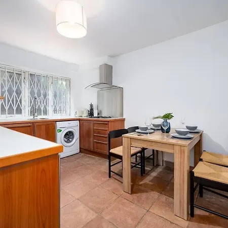 Guestready - Natural Essence In London
