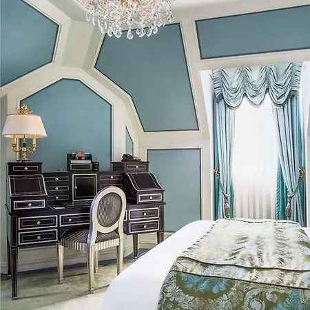 The Bentley Hotel
