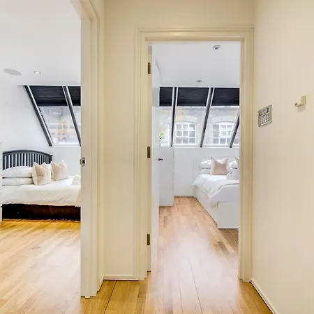 Shoreditch 3-storey Maisonette - By Living Elite *