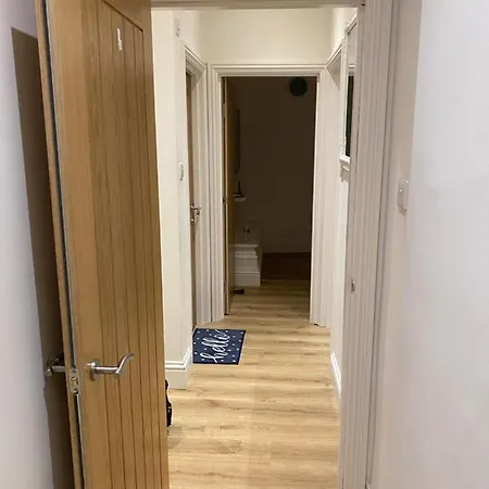 Stunning 1-bed -sleeps 2 & Links * London