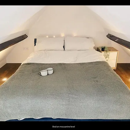 Lägenhet Mezzanine